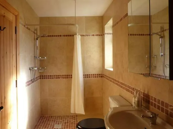 The Well House بيت للعطل كينافارا